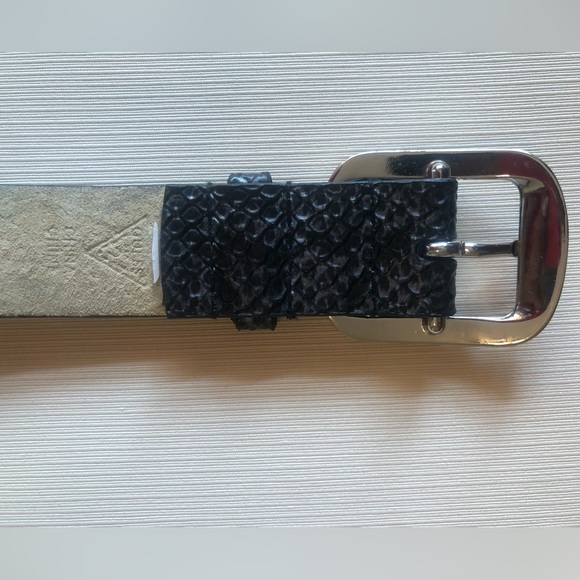 Guess, Unused, Black Python Leather Belt, size Medium - Picture 5 of 6
